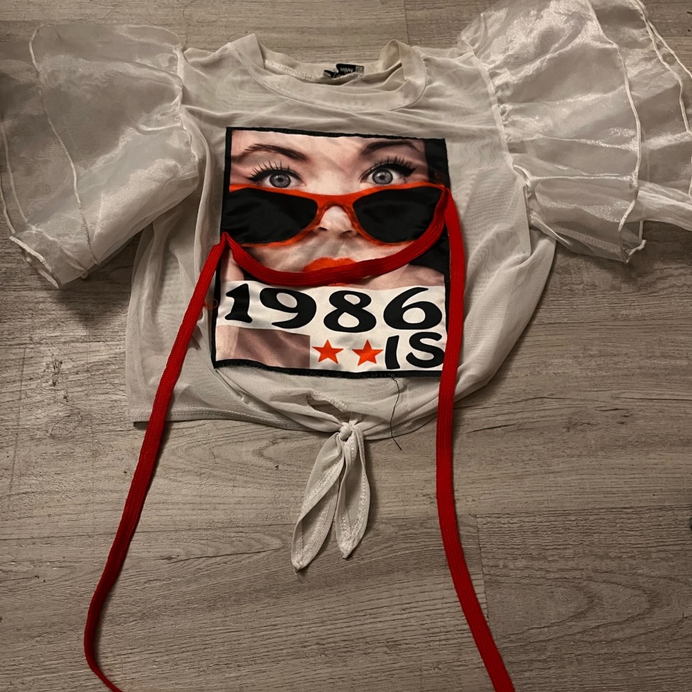 Fashion mesh graphic shirt